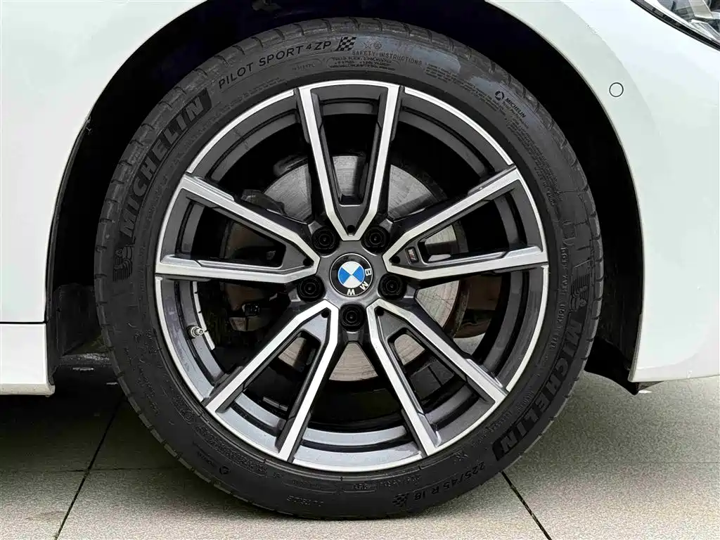 BMW 3 Series 2021 325Li M Sport Package фото 14