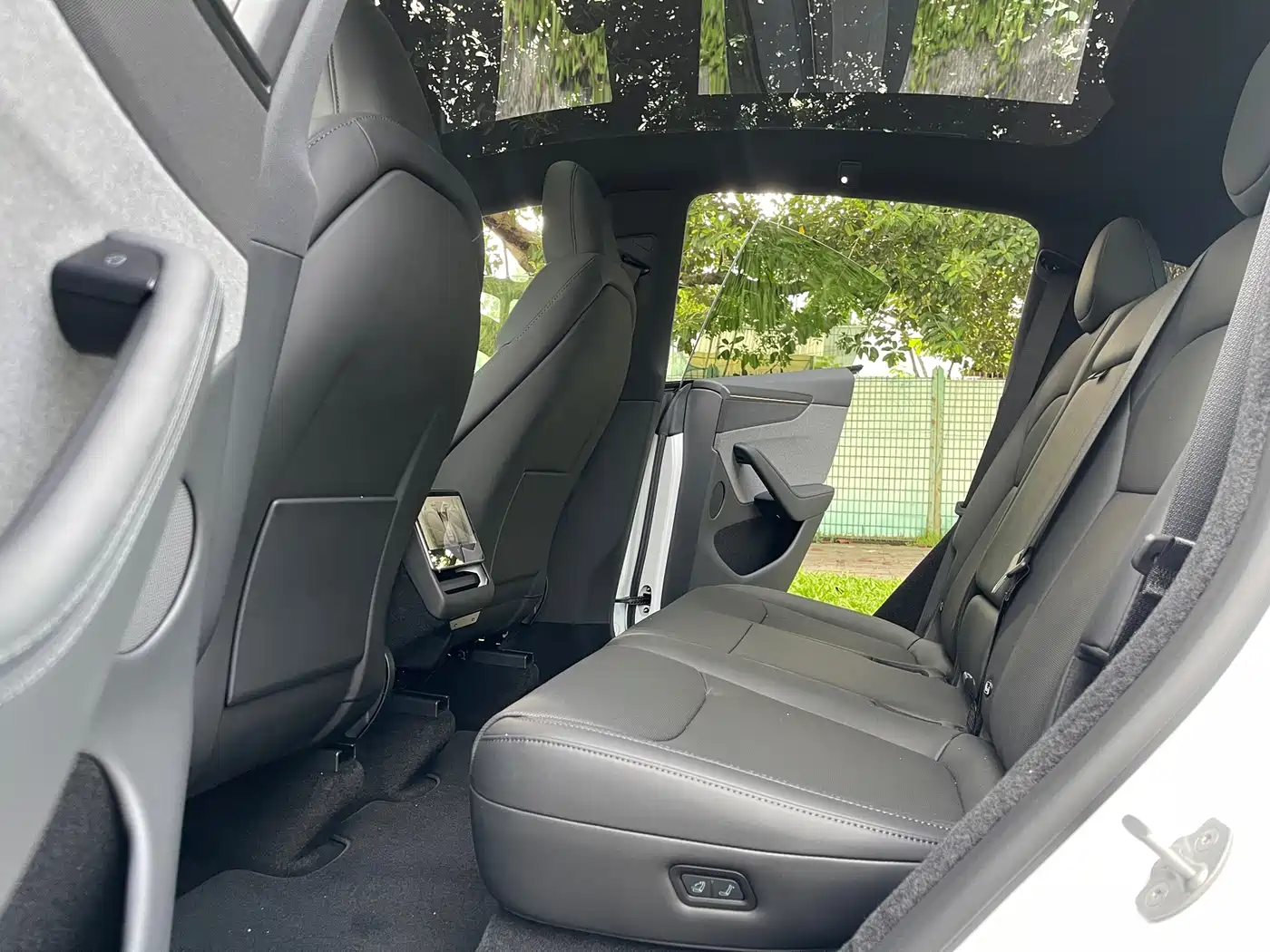 Tesla Model Y 2026 2026 Rear-Wheel Drive
