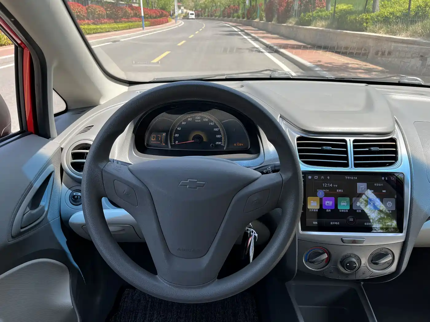 Chevrolet Sail 2013 Sedan 1.2L Manual Fashion Happiness Edition фото 10