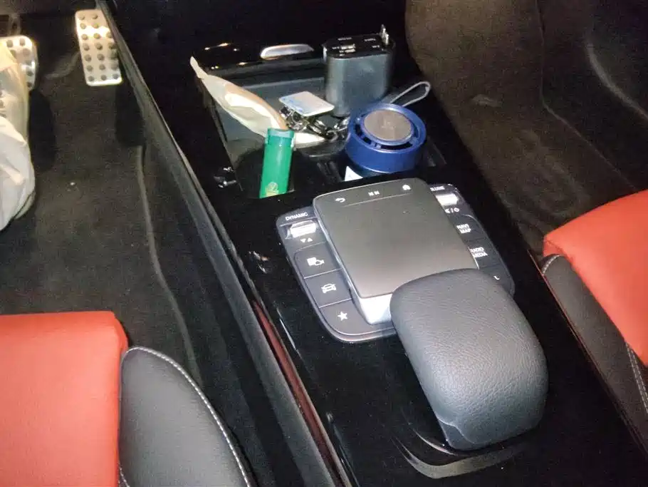 Mercedes-Benz A-Class AMG 2024 AMG A 35 L 4MATIC фото 16