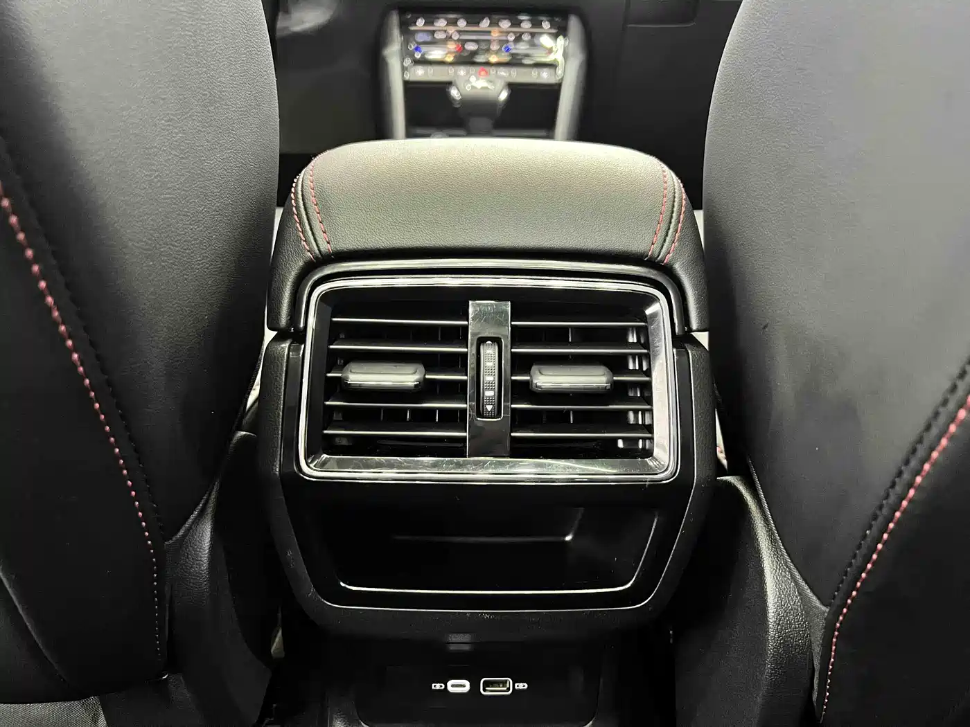 Škoda Karoq 2022 TSI280 Luxury Edition фото 12