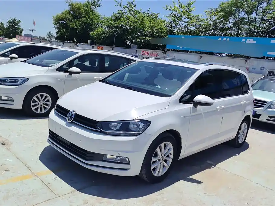 Volkswagen Touran 2018 Touran L 280TSI DSG Comfort 7-seater China V