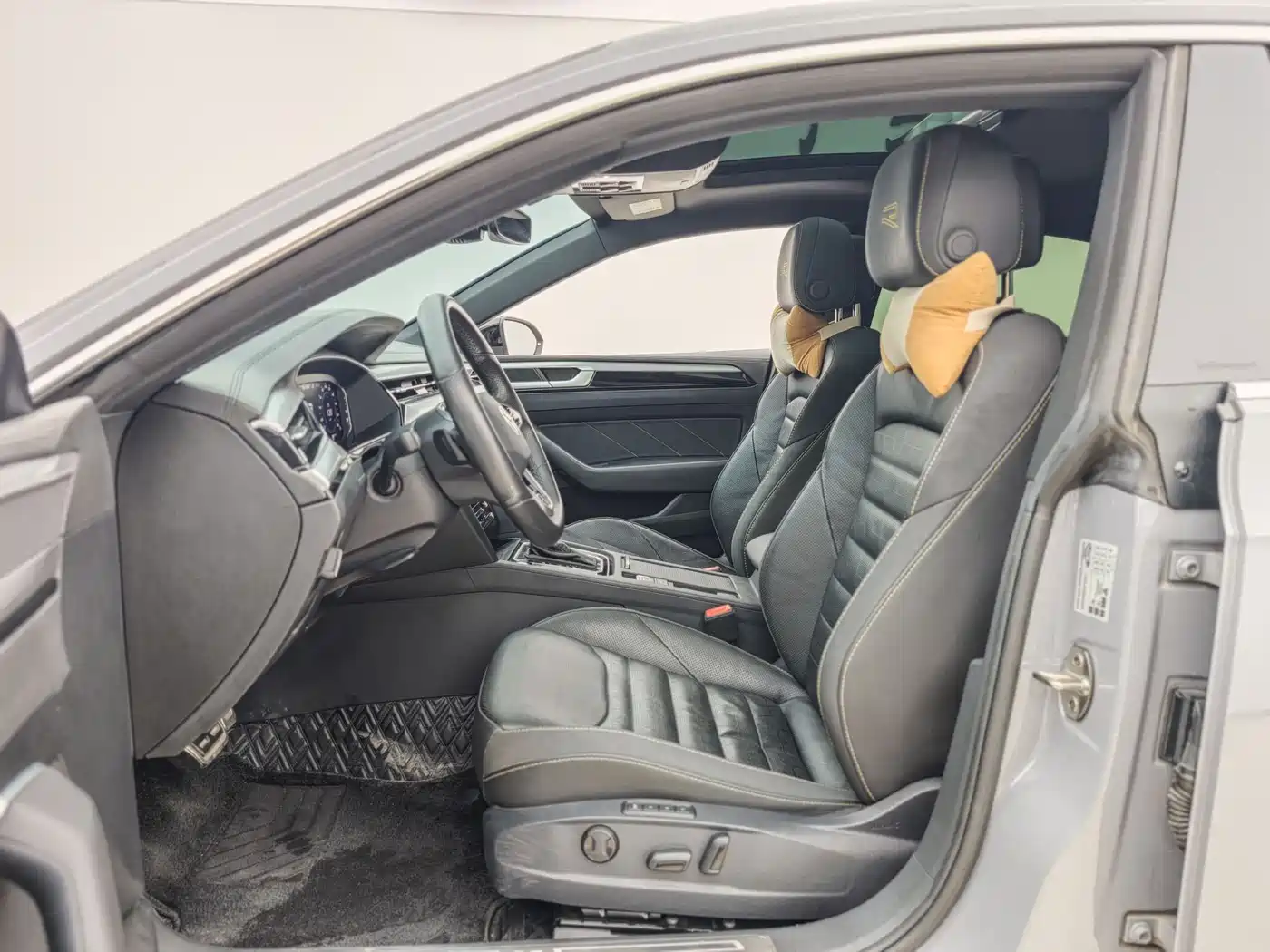 Volkswagen FAW-Volkswagen CC 2021 380TSI Eye-catching Edition фото 4