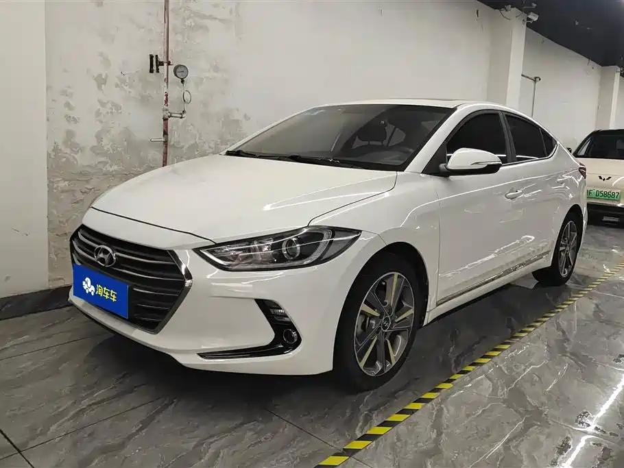 Hyundai Elantra 2016 Model 1.6L Automatic Smart Elite