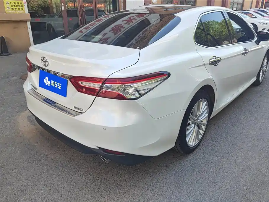 Toyota Camry 2019 Facelift 2.5G Luxury Edition фото 3