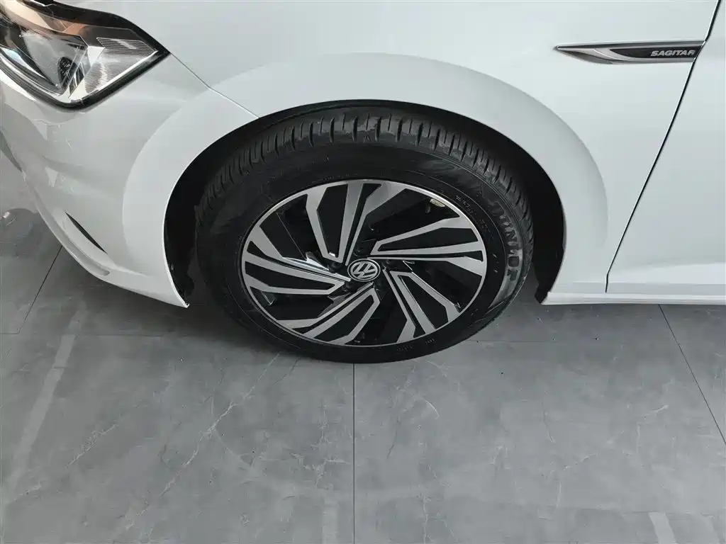 Volkswagen Sagitar 2022 280TSI DSG Soaring Edition фото 23
