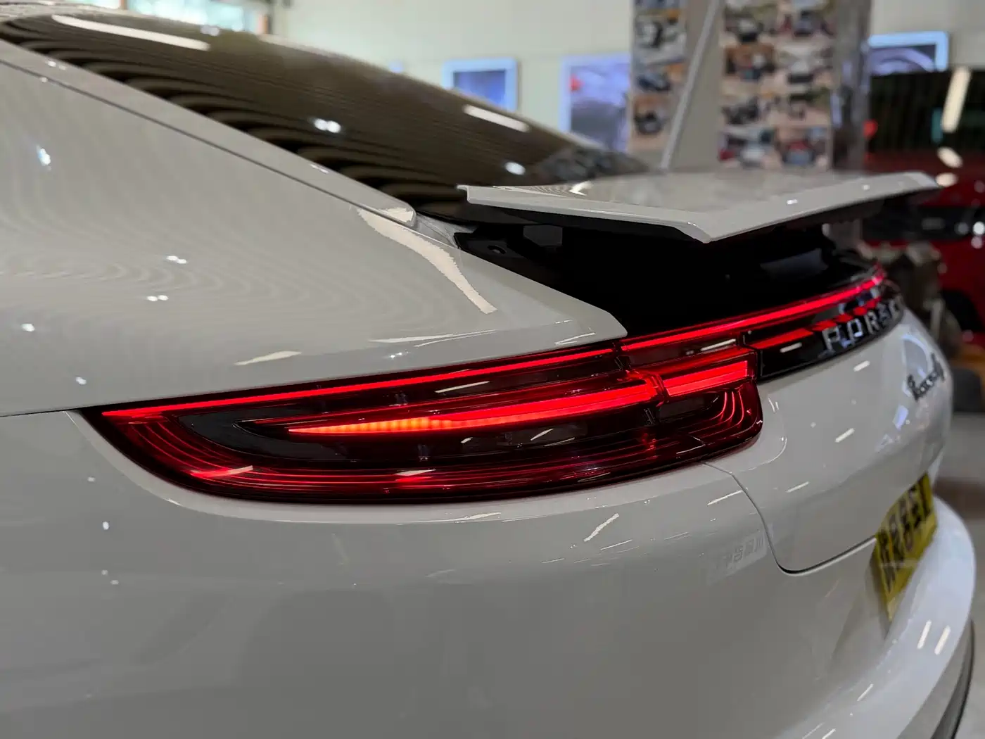 Porsche Panamera 2017 Panamera 3.0T фото 8