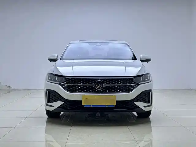 Volkswagen Lavida 2024 Model 1.5L Automatic Starlight 5 Million Edition фото 2