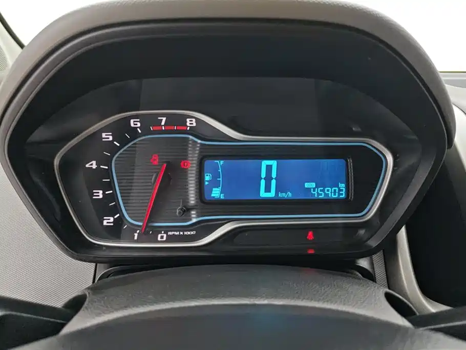 Chevrolet Aveo 2014 Sedan 1.4SL MT Luxury Edition фото 14
