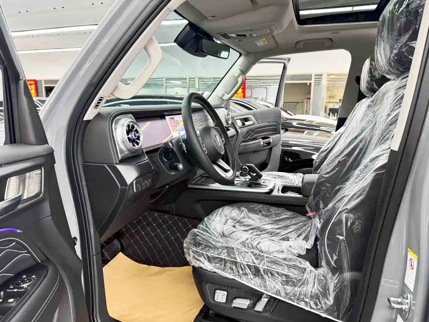 Tank 300 2024 2.0T Explorer фото 7