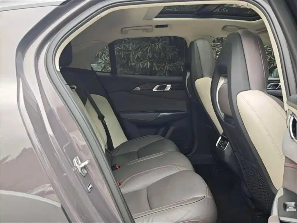 Lynk & Co 02 2019 High Energy Edition 2.0T Auto 2WD Pro Version China VI фото 5
