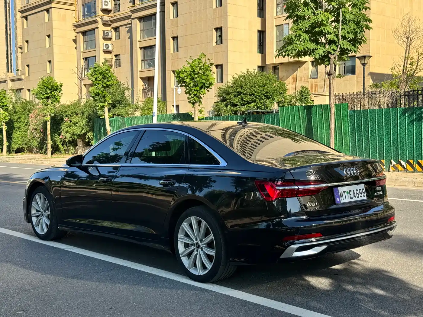 Audi A6L 2023 45 TFSI Premium Selection Elegance фото 9