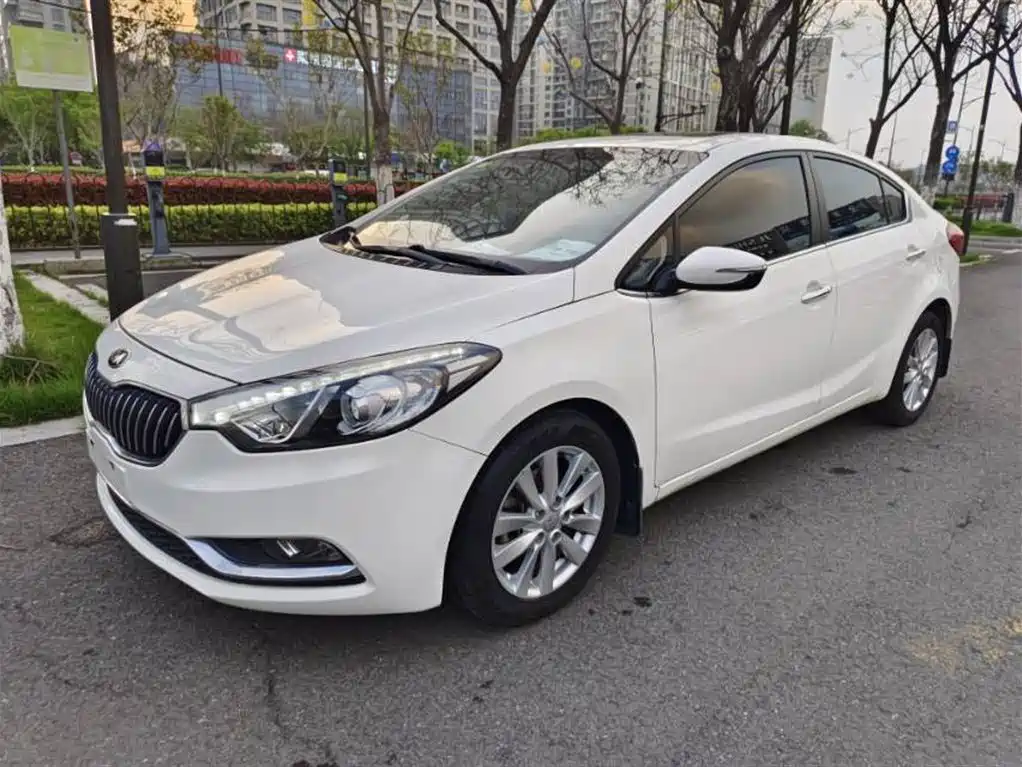 Kia K3 2013 1.6L Automatic GLS фото 9