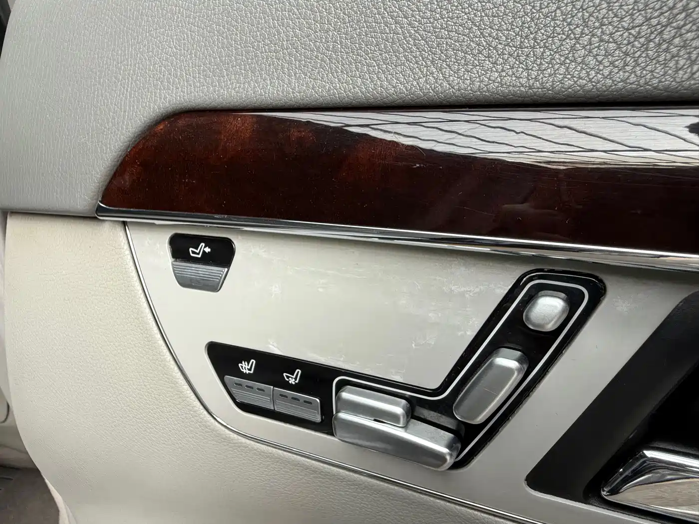 Mercedes-Benz S-Class 2010 S 350 L Luxury фото 26