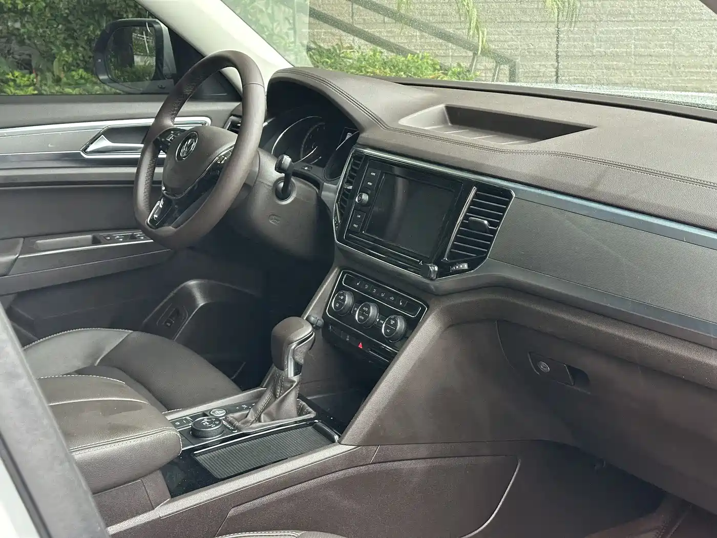 Volkswagen Teramont 2019 380TSI 4WD Luxury Edition China VI фото 15