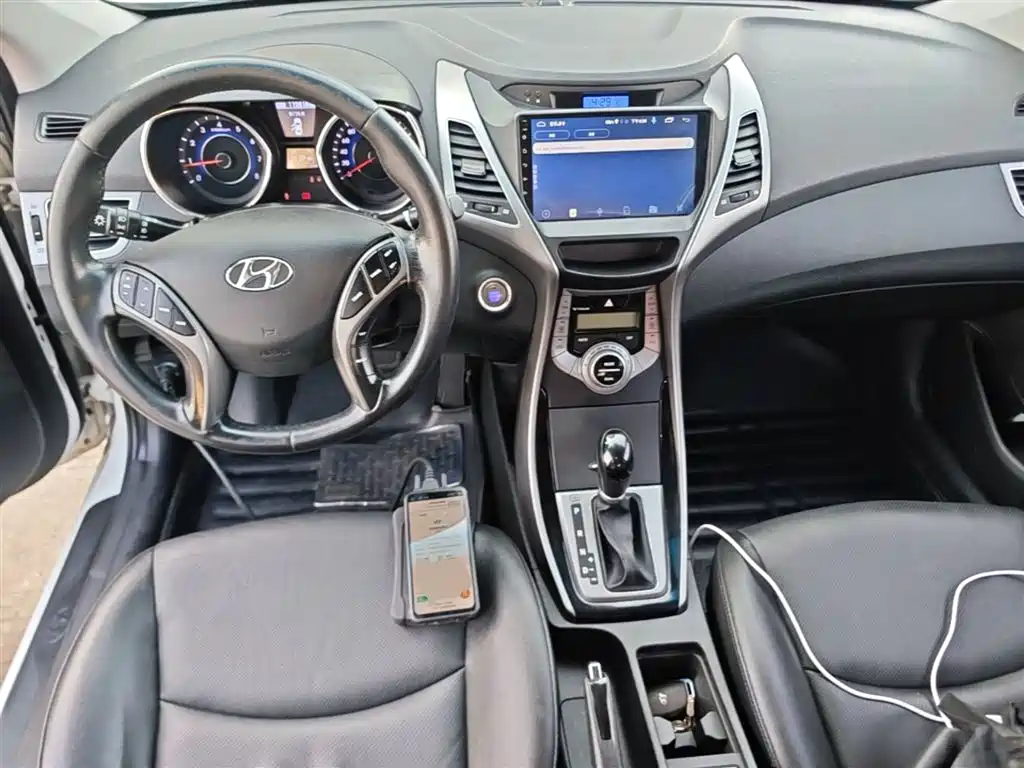 Hyundai Langdong 2015 1.6L Auto Exclusive фото 10