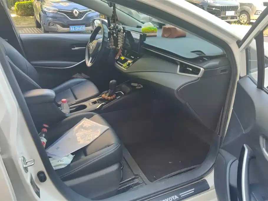 Toyota Corolla 2023 1.8L Smart Hybrid Dual Engine Elite Edition фото 8