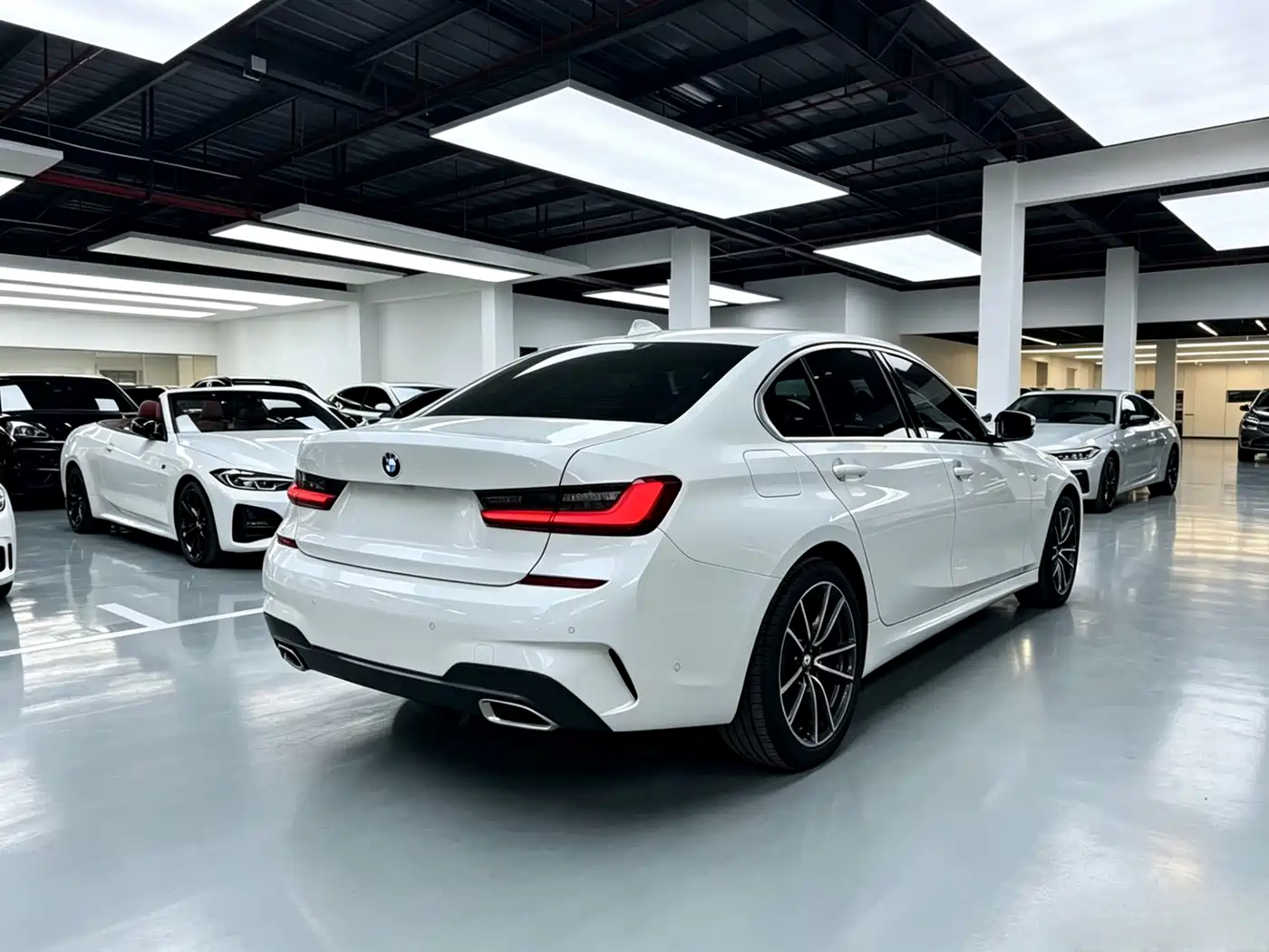 BMW 3 Series 2020 325Li M Sport Package фото 11