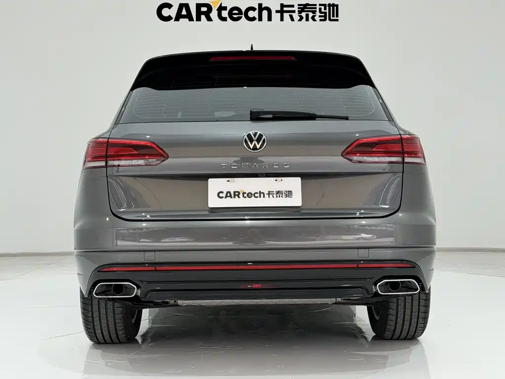 Фото 6 - Volkswagen Touareg