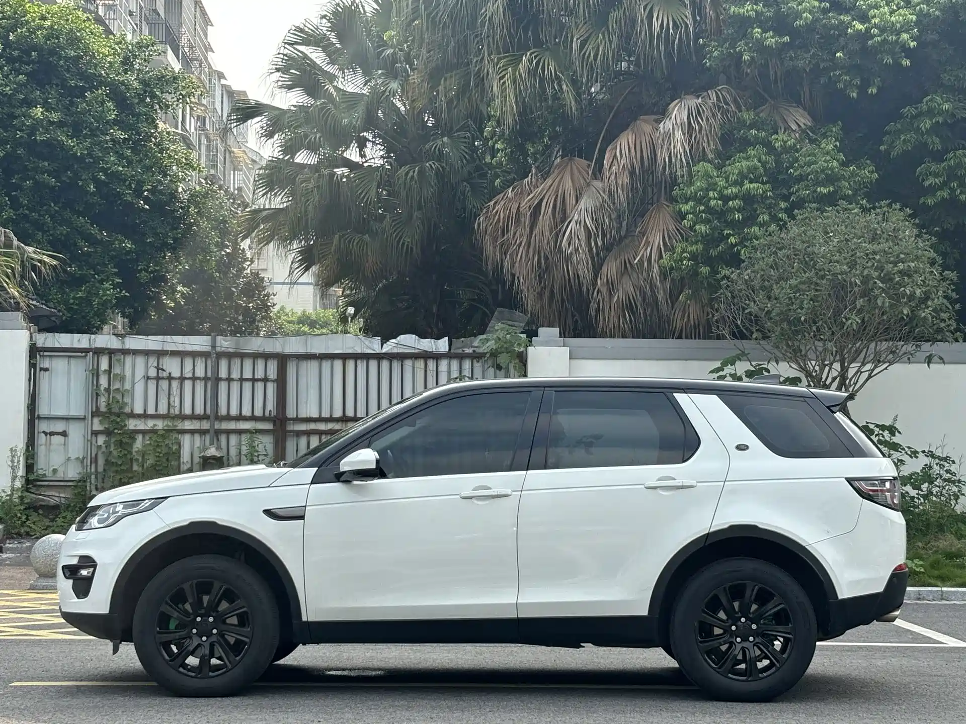 Фото 3 - Land Rover Discovery Sport