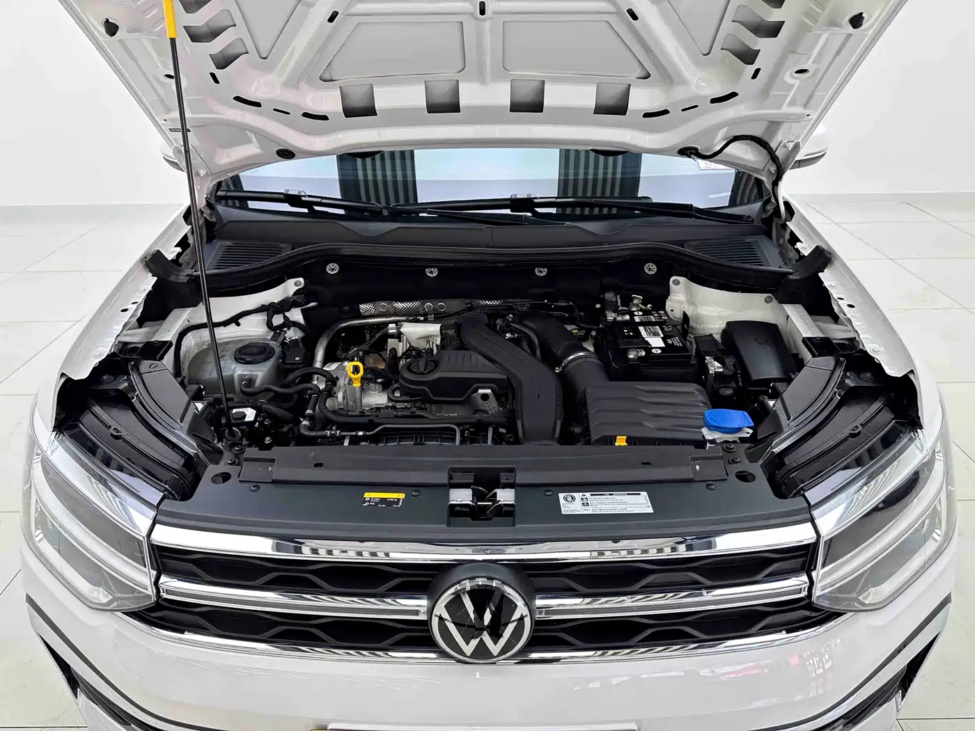 Volkswagen Tharu 2023 300TSI 2WD Full Moon Edition фото 7