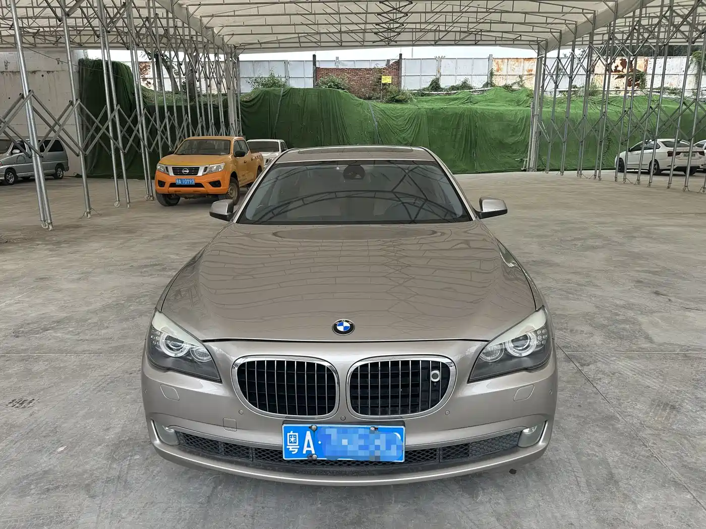 BMW 7 Series 2009 Model 740Li Leading Edition фото 2