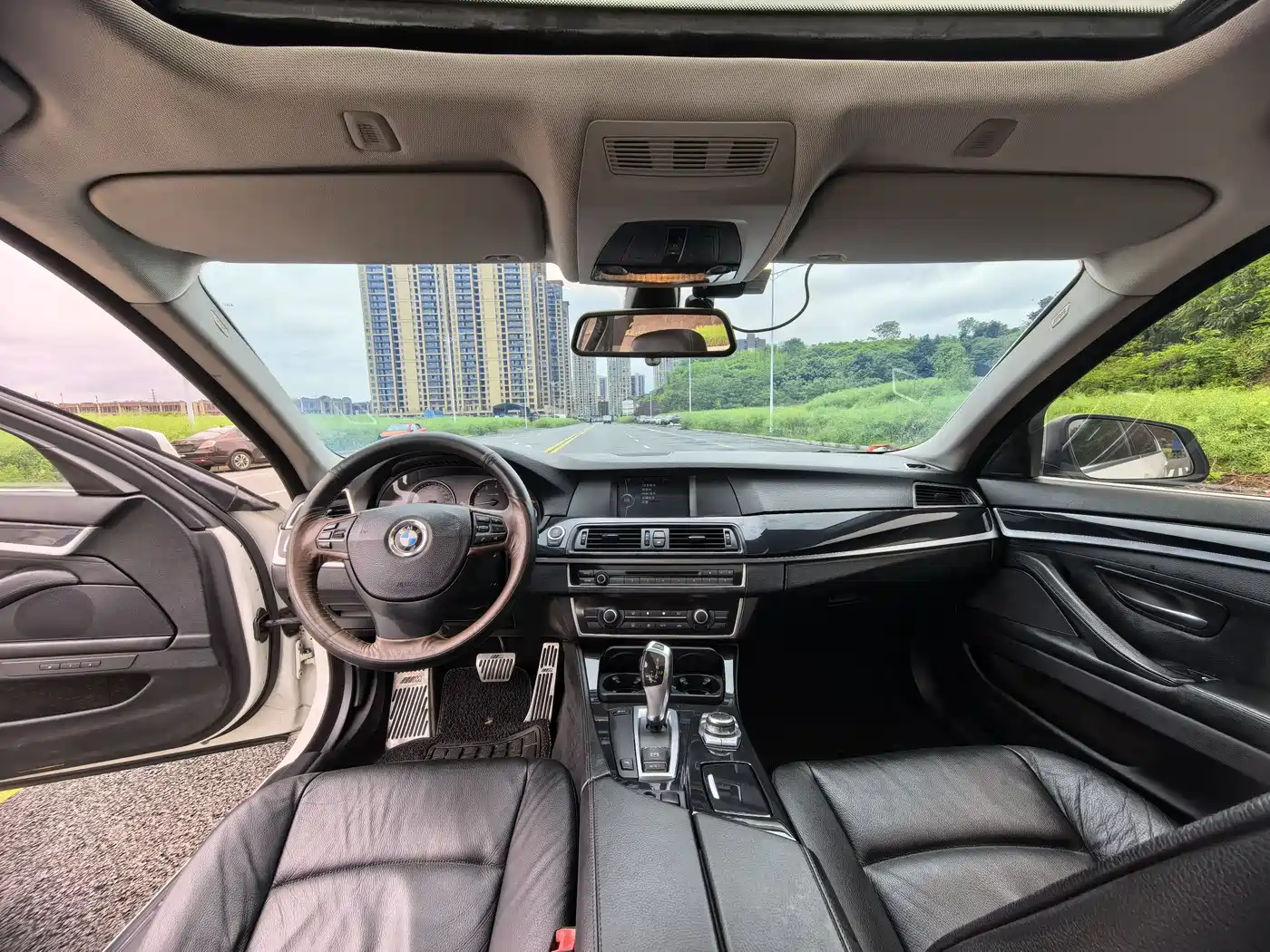 BMW 5 Series 2012 520Li Elegance фото 11