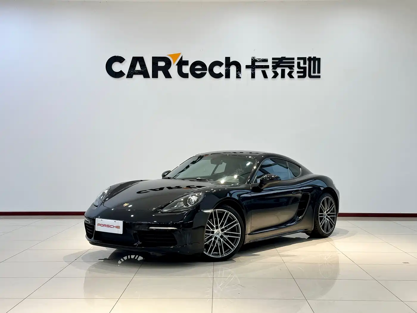 PORSCHE 718