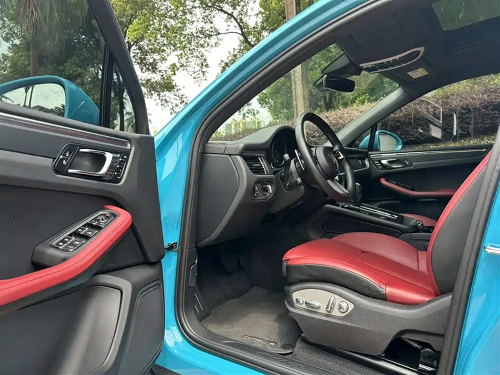 Porsche Macan 2022 Macan 2.0T фото 15