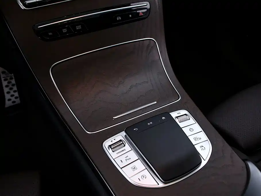 Mercedes-Benz GLC 2022 Facelift GLC 300 L 4MATIC Dynamic Collector's Edition фото 9