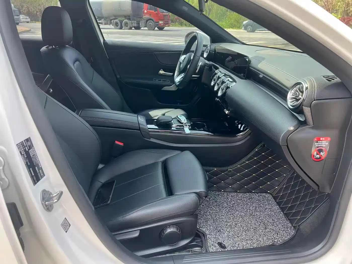 Mercedes-Benz A-Class 2022 A 200 L Sport Sedan Style фото 13