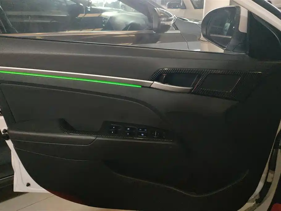 Hyundai Elantra 2019 1.5L CVT Smart Elite фото 7