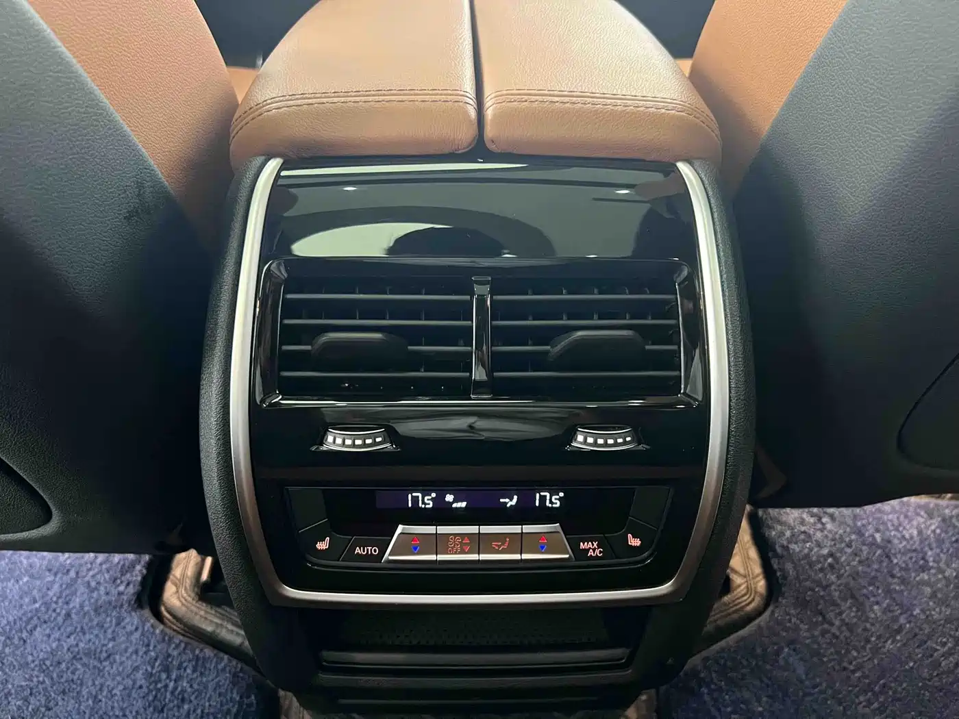 BMW X5 (Import) 2019 xDrive40i Exclusive M Sport Package фото 11