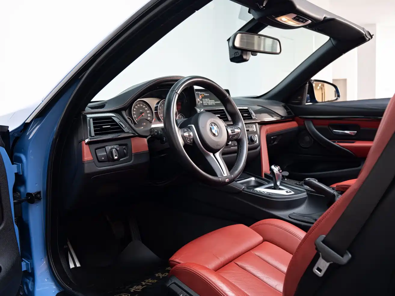 BMW M4 2014 M4 Convertible Coupe фото 12