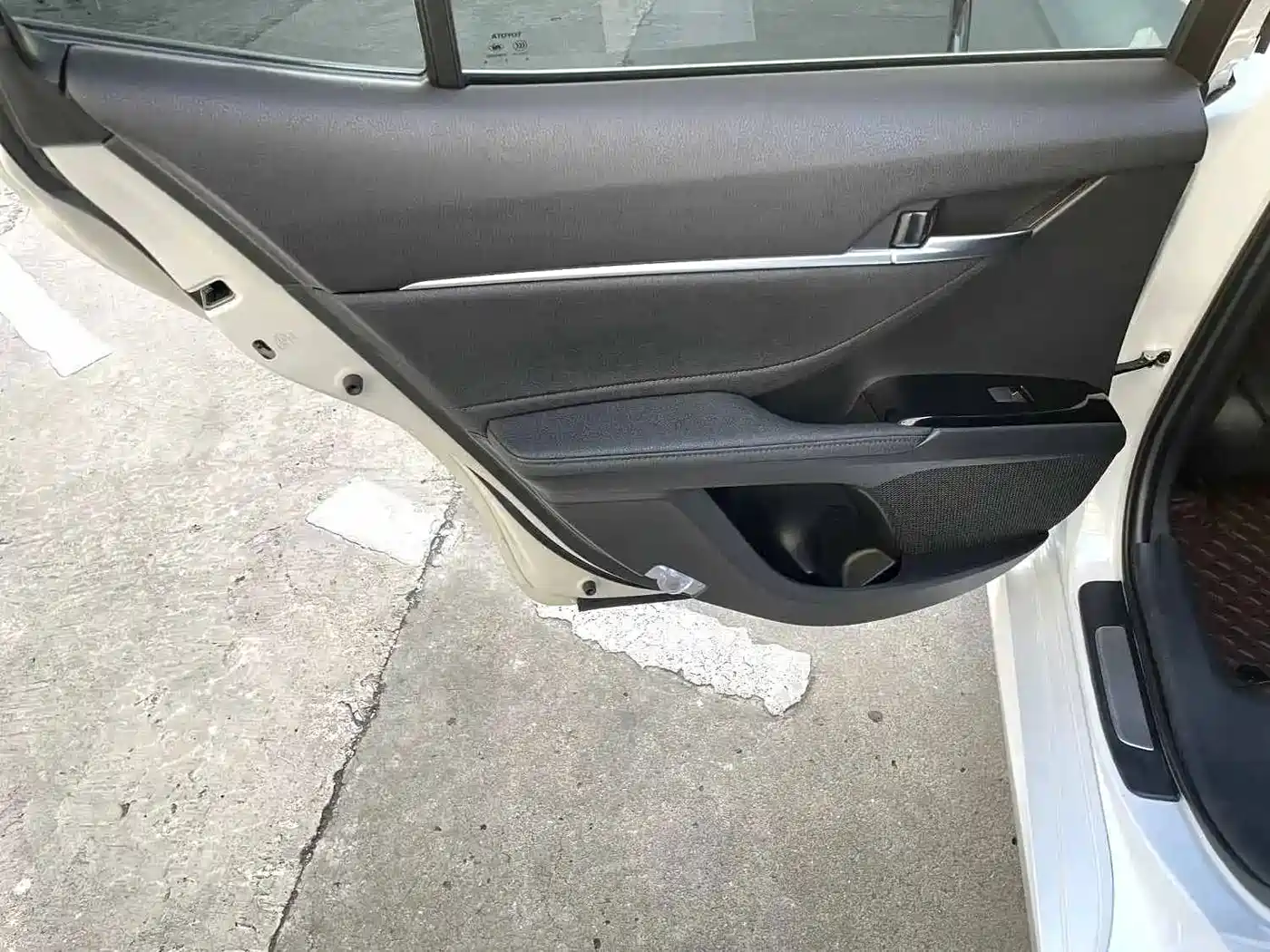 Toyota Camry 2021 2.0G Luxury Edition фото 18
