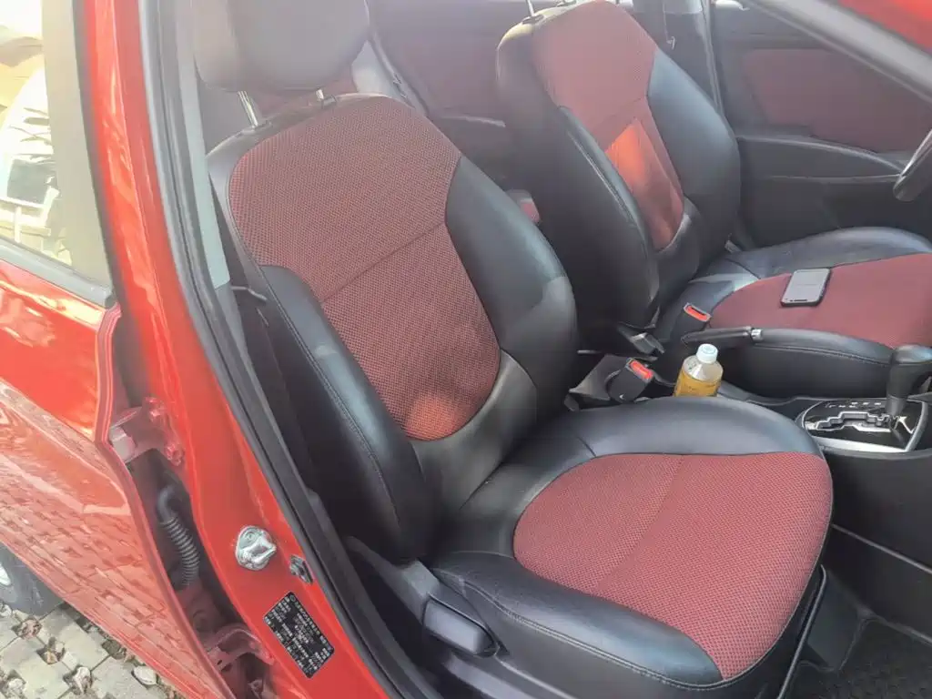 Hyundai Reina 2014 2014 Model 1.4L Automatic GLX