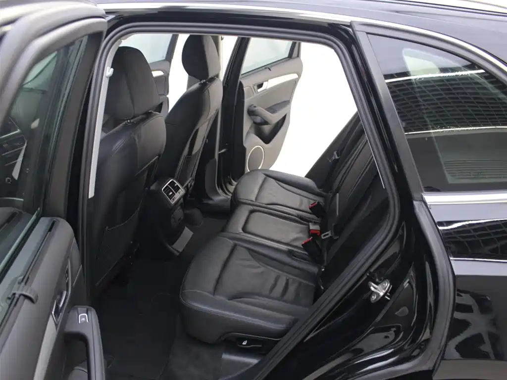 Audi Q5 (Import) 2013 45 TFSI quattro Sport фото 7