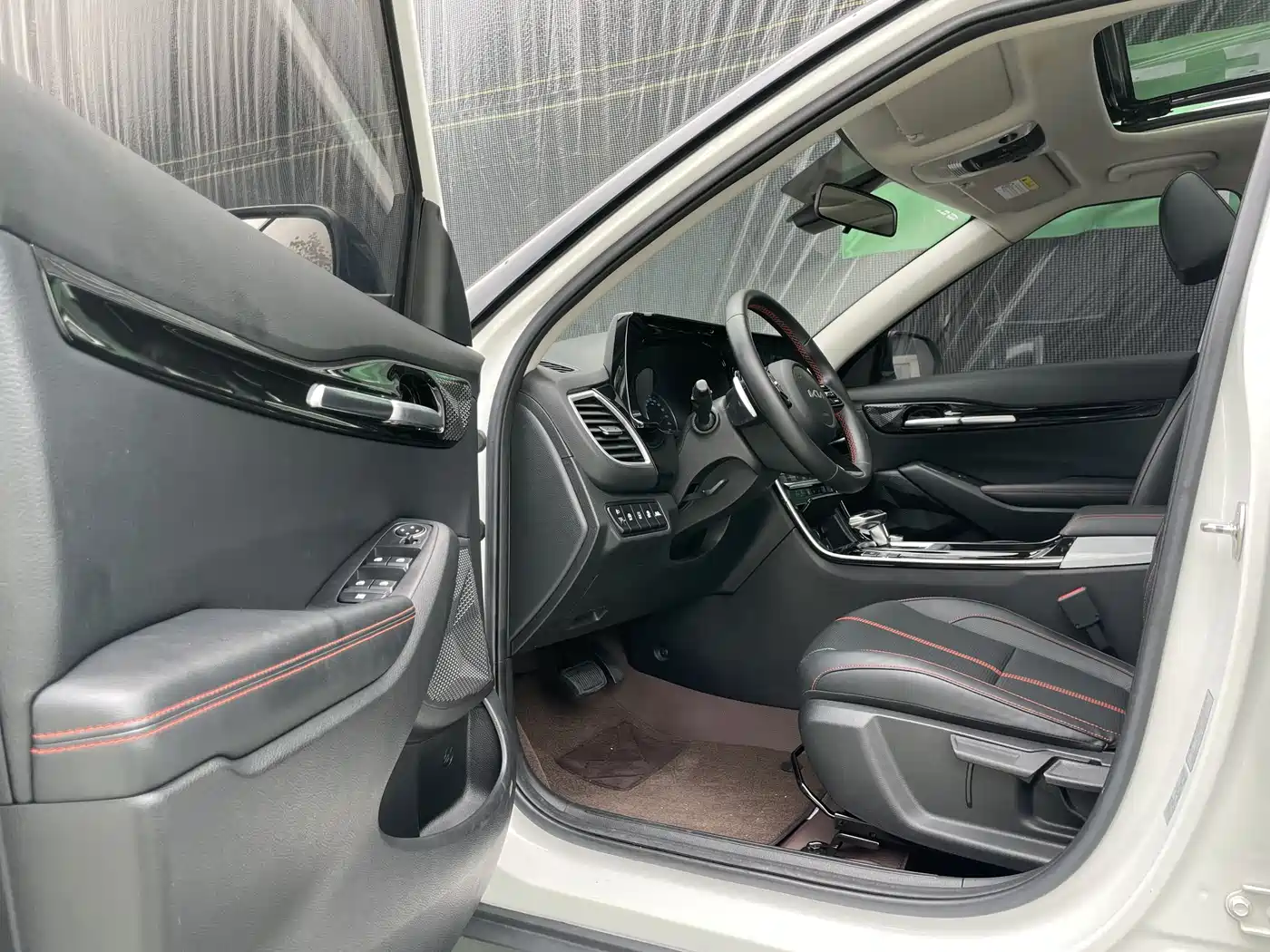 Kia KX3 Smart Run 2021 1.5L CVT Fashion Edition фото 14