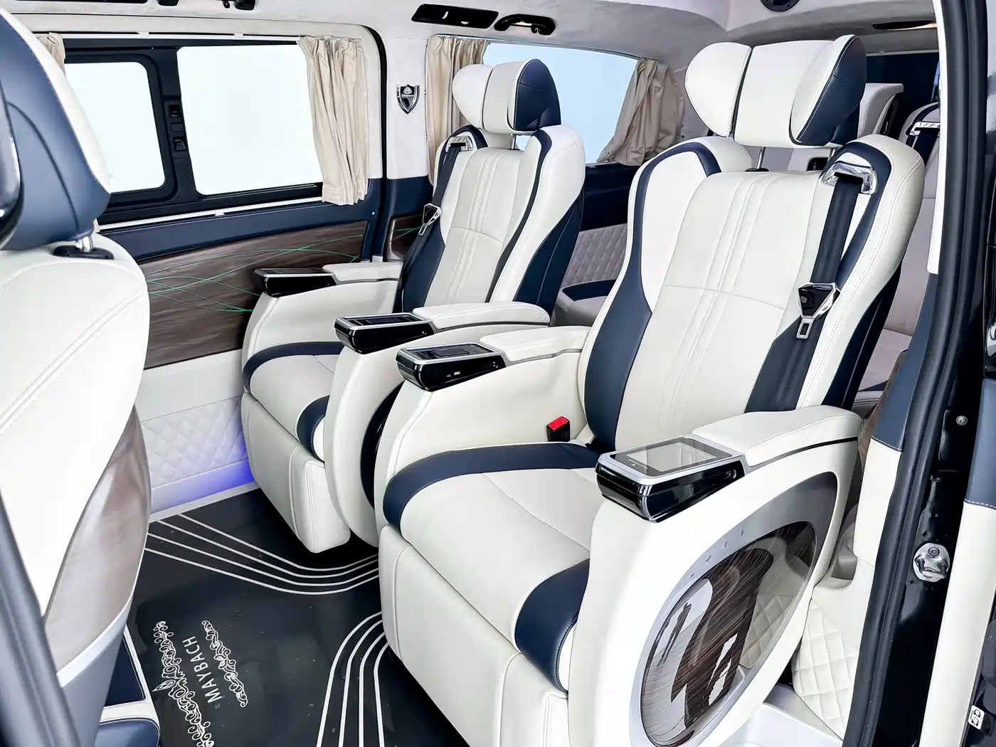 Mercedes-Benz Vito 2021 2.0T Business Edition 7-seater фото 5