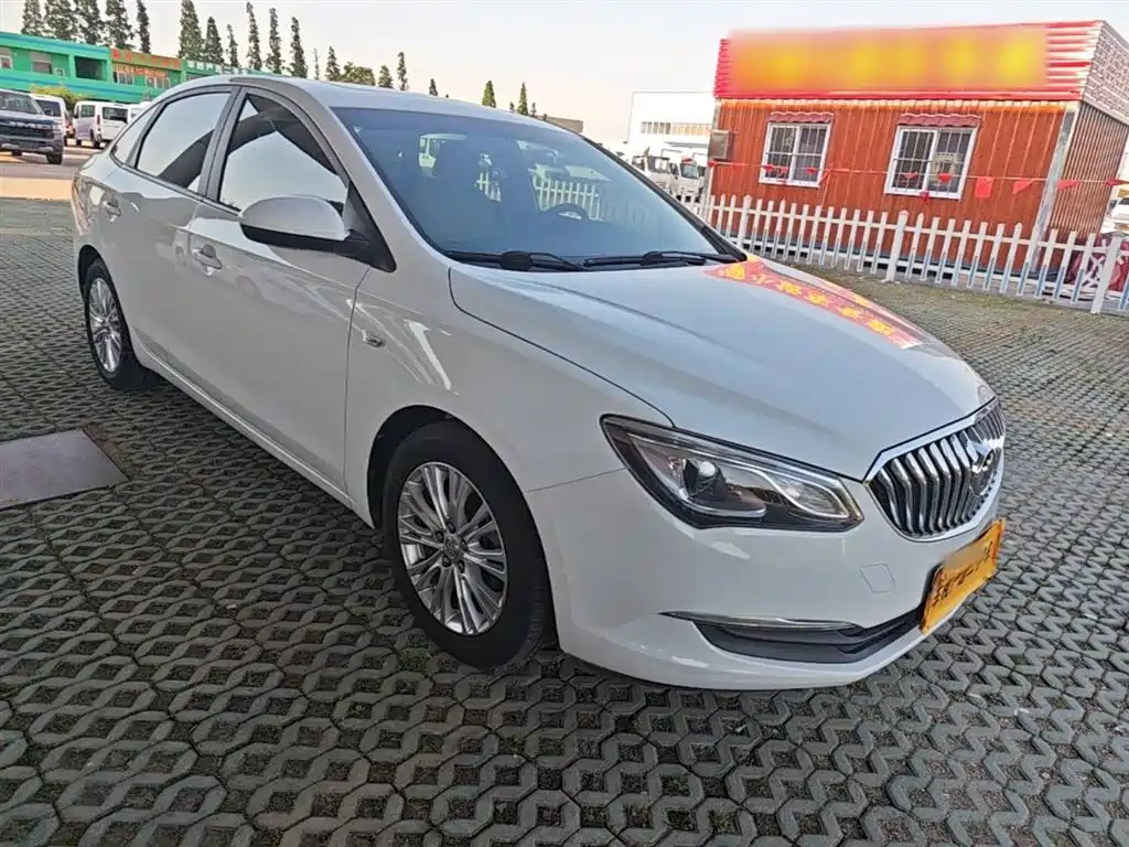 Buick Excelle 2015 15N Manual Elite фото 4