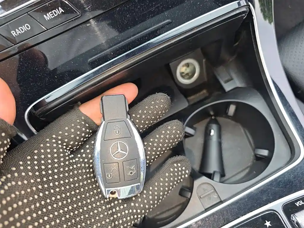 Mercedes-Benz C-Class 2015 C 200 Sport Edition 4MATIC фото 15