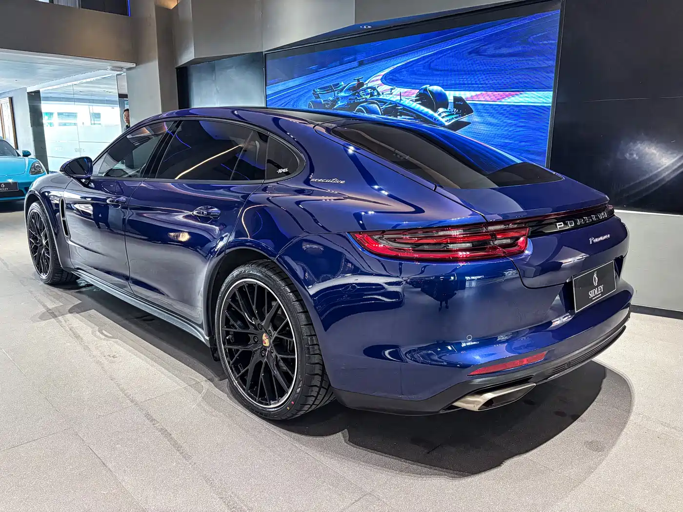 Porsche Panamera 2019 Panamera Executive Long Wheelbase 2.9T фото 4