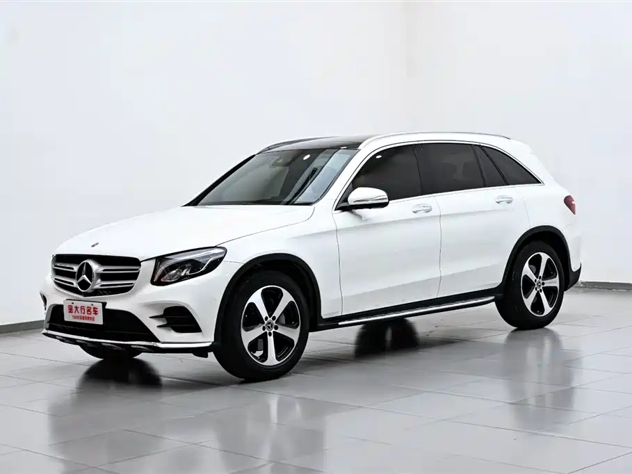 Mercedes-Benz GLC 2019 Facelift GLC 260 L 4MATIC Luxury фото 2