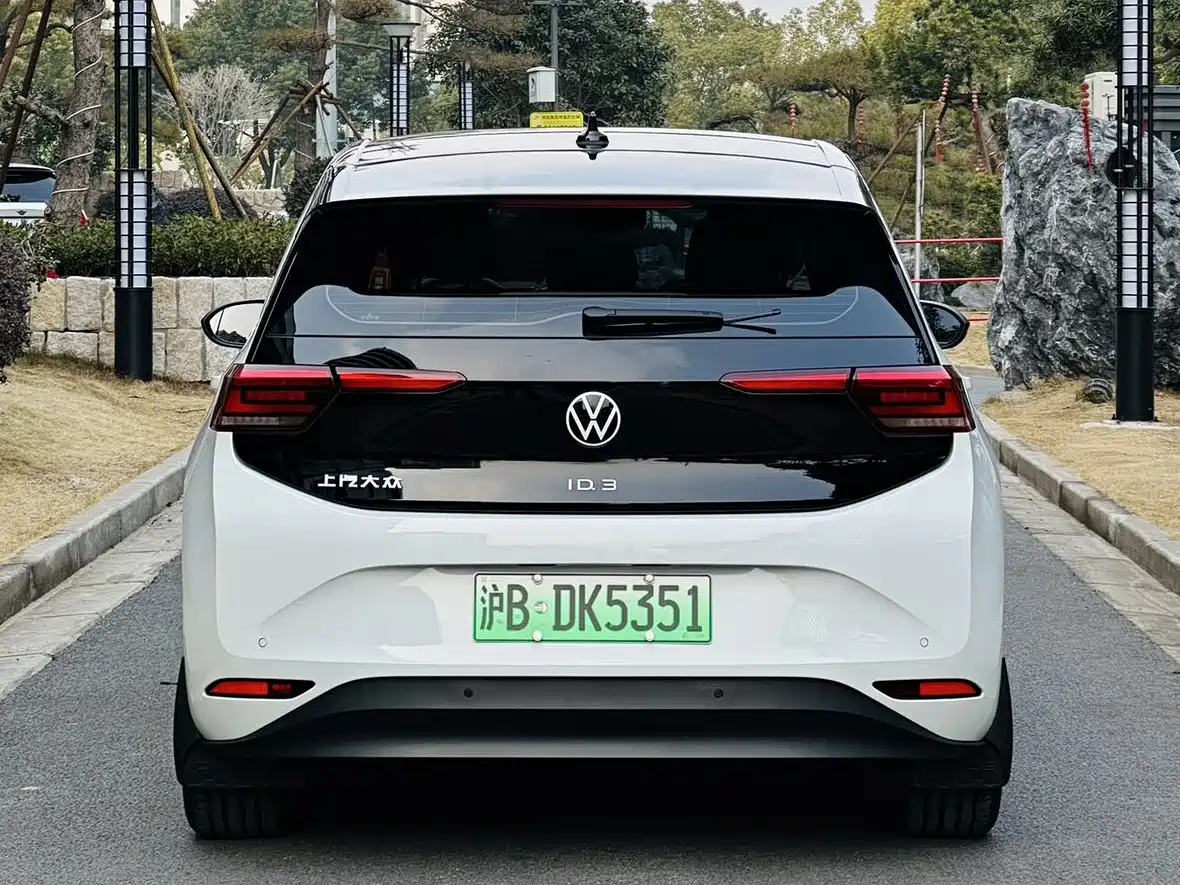 Volkswagen ID.3 2025 Smart Edition Outstanding Oxygen Version фото 5