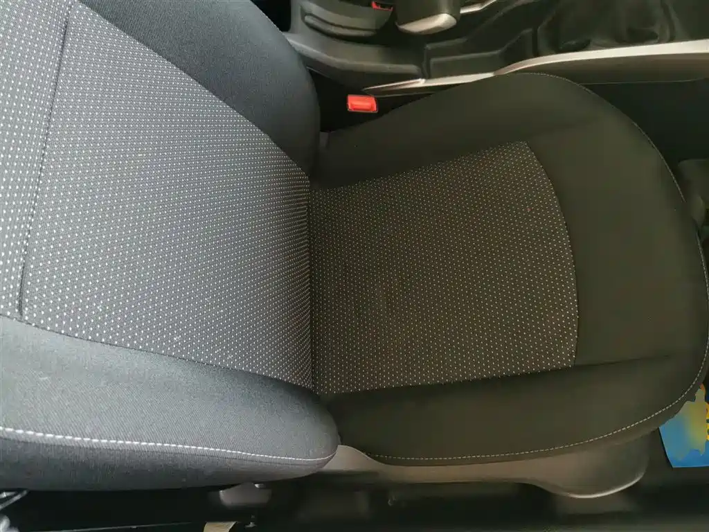 Peugeot 301 2018 1.6L Manual Comfort Edition фото 20
