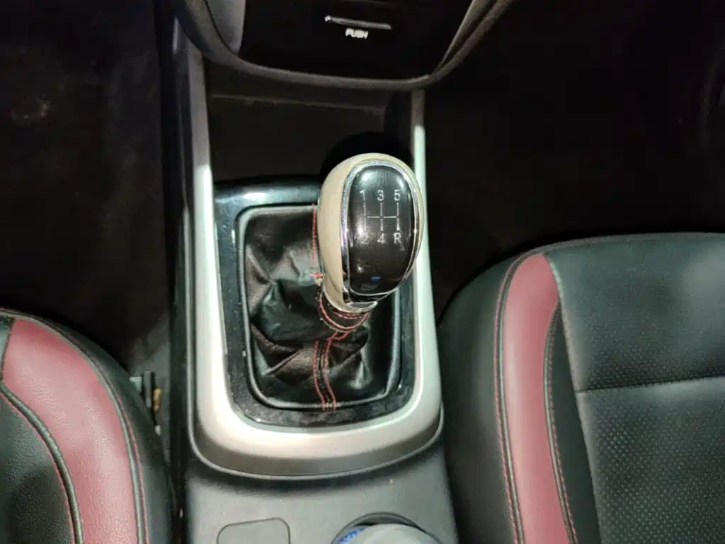Changan Eado XT 2016 2016 1.6L Manual Stylish Cool Edition