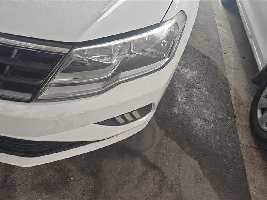 Volkswagen Jetta 2017 1.5L Manual Fashion фото 5
