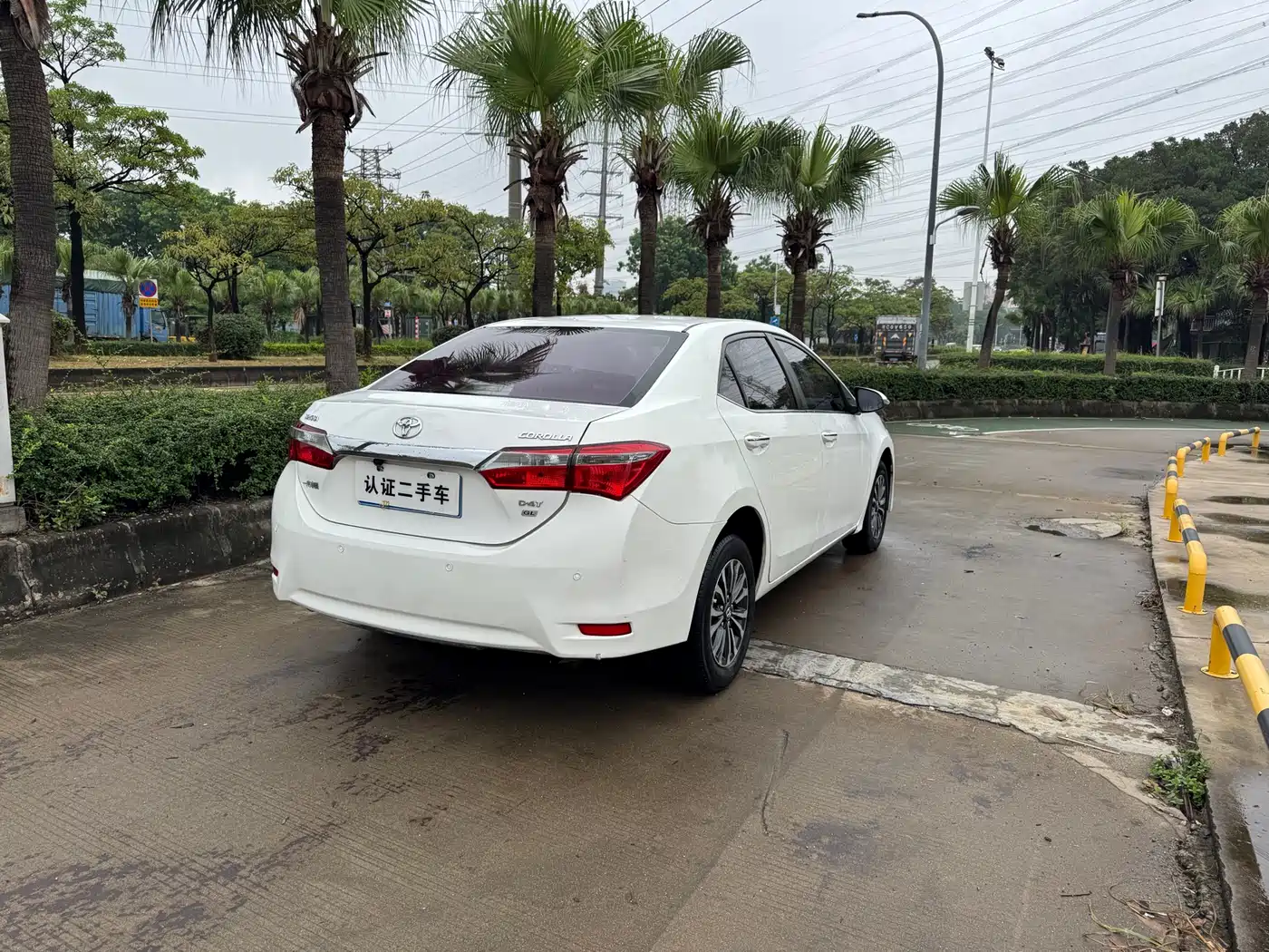 Toyota Corolla 2017 Facelift 1.2T S-CVT GL фото 4