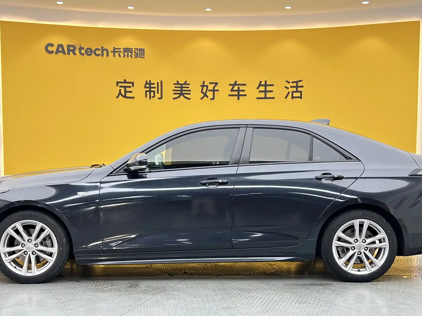 Cadillac CT4 2023 2022 28T Fashion Style