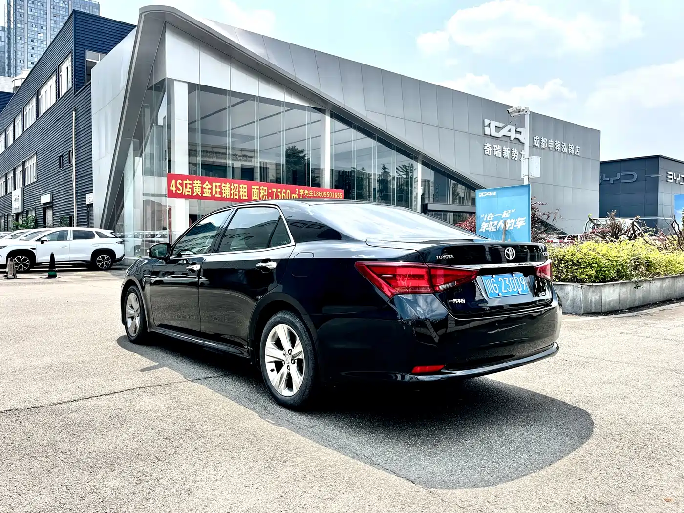 Toyota Crown 2015 2.0T Fashion фото 4